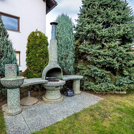 Zimzeleni Apartments Zreče Kültér fotó