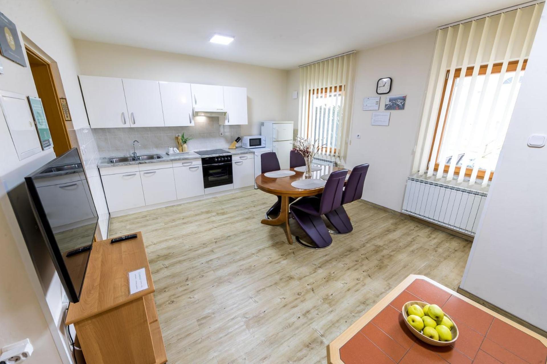 Zimzeleni Apartments Zreče Kültér fotó